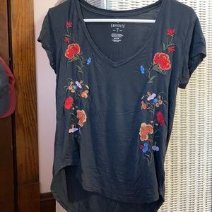American Eagle flower shirt